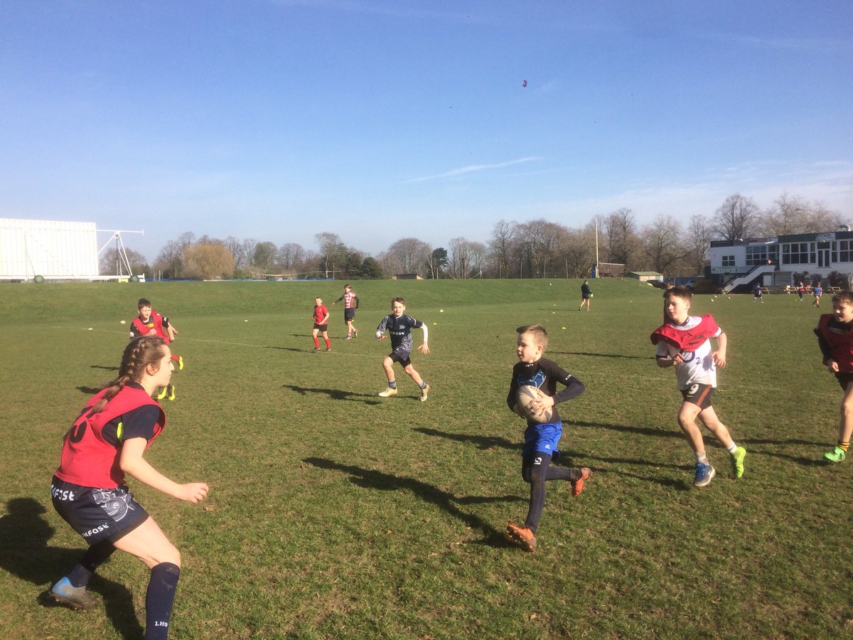 SaleSharksFdn's tweet photo. Day 2 of @SaleSharksRugby Camp @WarringtonRUFC 

Focus before lunch is kick to score options and being a #CreativeAttacker 

Game Zone:
🔵 Kick out &amp; kick to score ✅
🔵 Kick Tennis ✅

Skill Zone:
🔵 Punt ✅
🔵 Kick to score ✅

#DevelopingTheSharksDNA https://t.co/UkZfjHzODf