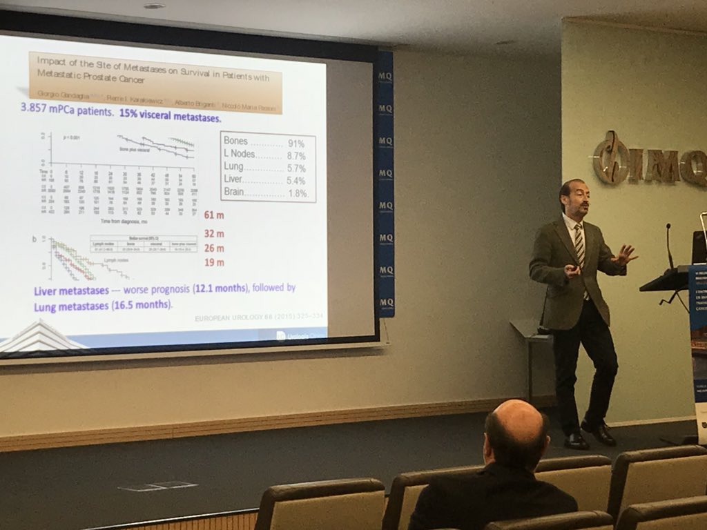 Dr Pereira exposes the latest data on citoreductive prostatectomy in metastatic patients on #reunionurologiaclinica