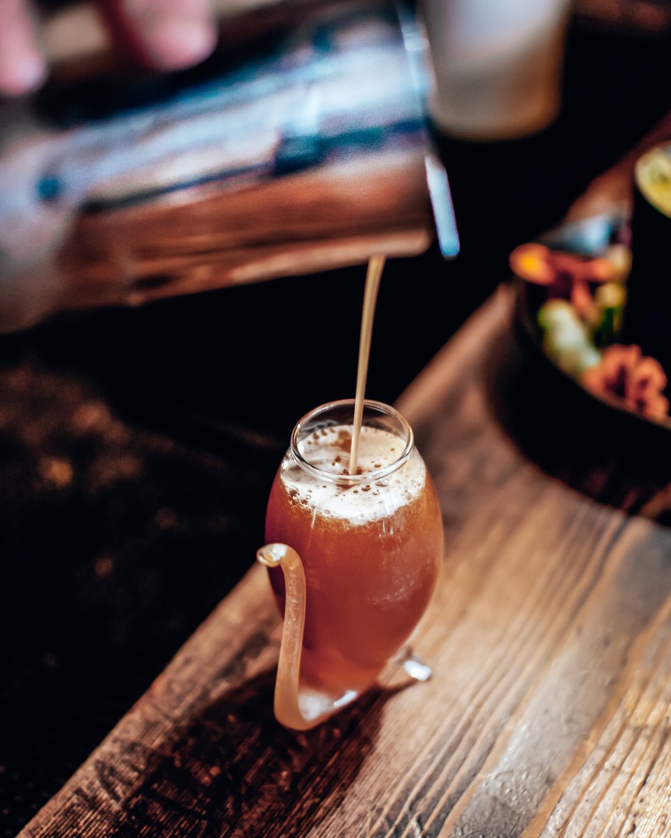 VOCLondon's tweet photo. Happy Friday everyone! Let us take you on a journey through our spice routes this weekend. 
#Londonbar #LondonBars #Kingscrossstation #islington #camden #Kingscross https://t.co/DwEu6XePoi