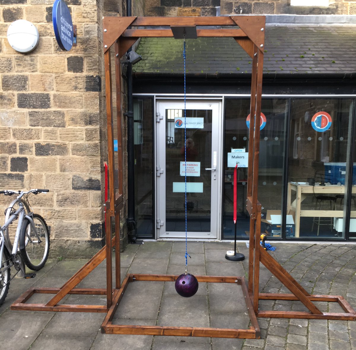 This is the rig for the opening of the Otley Maker Space. <a href="/alexsobel/">Alex Sobel MP for Leeds Central and Headingley</a>, myself, a glass door and a bowling ball down <a href="/OtleyCourthouse/">Otley Courthouse</a>. What could possibly go wrong?

Sunday 24th, 10am - 2pm
<a href="/MakerOtley/">Otley MAKER SPACE</a>