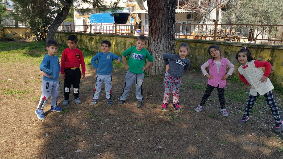 IlkLar's tweet photo. Beslenme dostu okul projrsi kapsaminda sportif hareketlere devam ediyoruz.@kemalpasa_mem @imfuysal @GemikSenay @ha2045 @aydogann45 https://t.co/wKWRGz38Kz