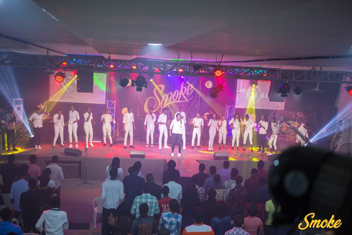 kadre_i_s's tweet photo. Wow.. it has been a long while.. but we're back for greater things now😆... Always a pleasure designing breathtaking shows..
#kis #stagelighting #eventmanagement #evenlighting https://t.co/q974AJtepF
