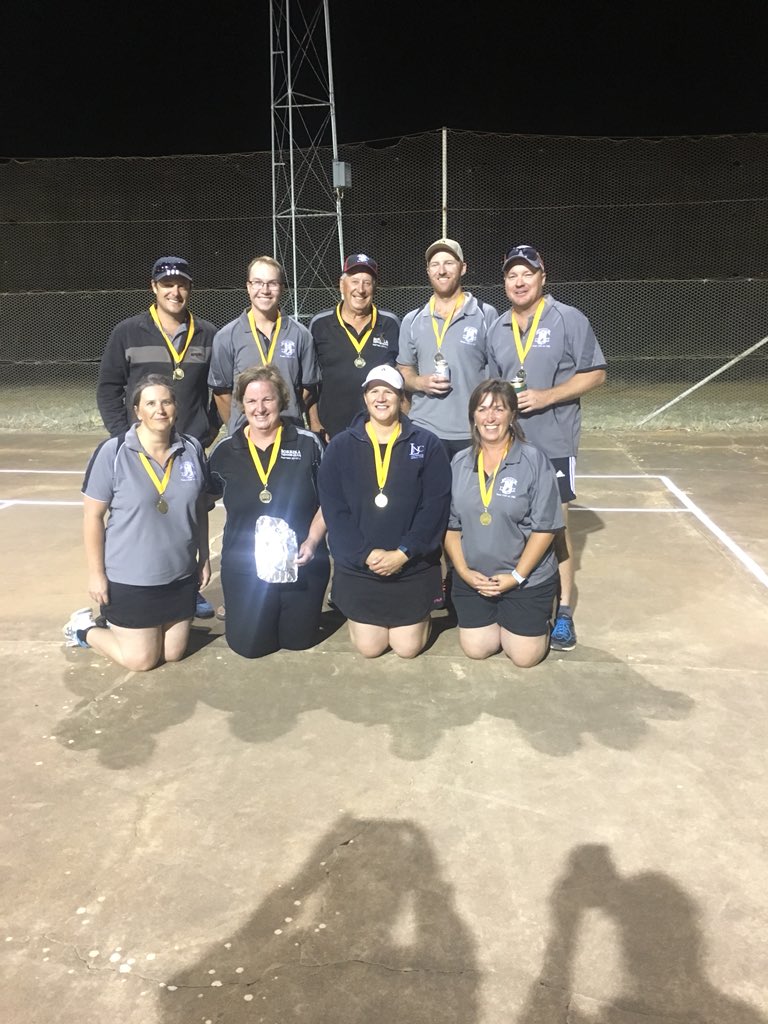 sam_venning's tweet photo. Winners are grinnersπ₯π#Borrika #IanWoodtenniscentre
@ShaneRooke1 @robbomallee @DMAg_consultant @bulloakwell https://t.co/HJQjgyacSx