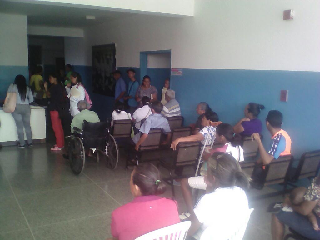 kervinreina's tweet photo. La @MisionDrJGH Dicta Taller Sobre el Trato Adecuado a las Personas con Discapacidad Visual, #Ortiz #Guarico https://t.co/i2U4299yyb