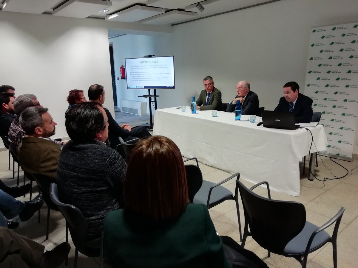 🌳A Fundación dona parte dos #carballos autóctonos obtidos no proxecto de investigación para a mellora xenética da especie a diferentes entidades privadas: <a href="/acefga/">ACEFGA</a>, Fragas do Mandeo; a <a href="/sghnasmarinhas/">sghn-asmarinhas</a>, a Fundación Eduardo Pondal e aos montes veciñais de Teis e Monte Xalo.