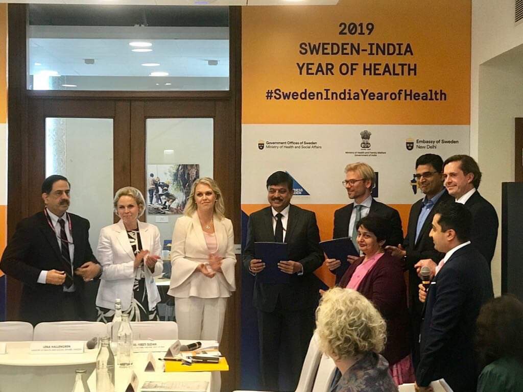 SwedeninIndia's tweet photo. Today, Sweden’s Minister of Health and Social Affairs, Lena Hallengren, held opening remarks at the Sweden-India Health Dialogue. The dialogue aimed to share insights and best practices to accelerate progress of the Sustainable Development Goals. #SwedenIndiaYearofHealth https://t.co/vgRM0cdCvp