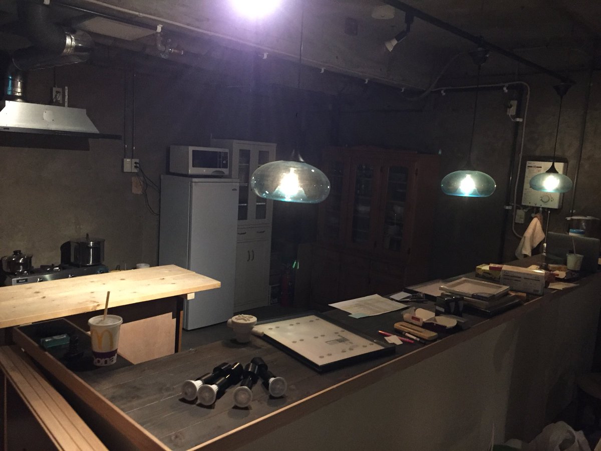 tamacityyouthc1's tweet photo. 本日オープン前の作業を行いました!
明日に向けて完成してきてます!
お楽しみに!
#多摩市若者会議
#未知カフェ
#多摩市
#COG2018 https://t.co/XDsrMMofjn
