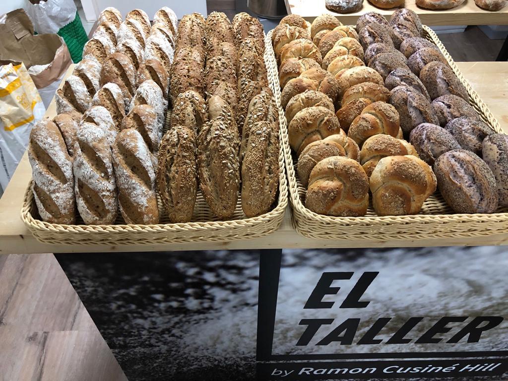 cusine_eu's tweet photo. Finalitzada la segona formació als nostres clients de les farines preparades de #BACKALDRIN
Tot boníssim!
Gràcies a tots els assistents, anunciarem pròximes formacions molt aviat, segueix-nos per no perdre't la informació!
#CLEANLABEL
#FARINES
#BACKALDRIN
#RCH
#ELTALLER https://t.co/p3Rm9XfRij