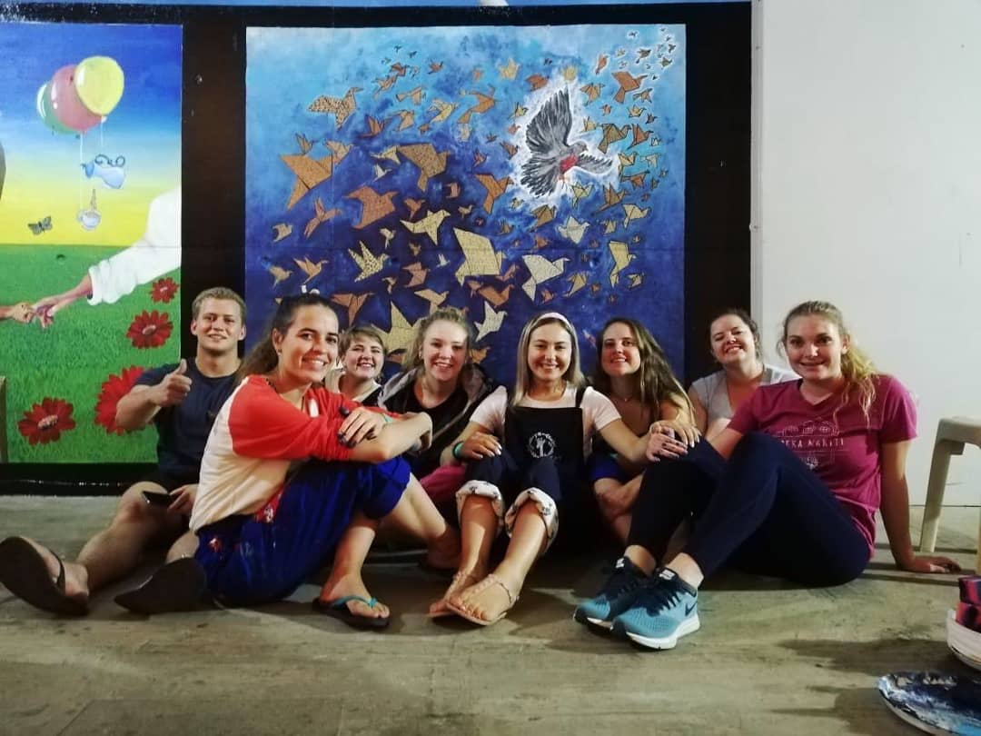 De_Wilgers's tweet photo. Baie dankie vir almal se bydrae tot Canvas'19 🎨.
---
We would also like to thank our amazing "sleep" @WandaDames 🦒🦅.
---
#canvas19 #InDieSkadus #DeWilgers #DArealDEal #CarpeDiem #MyNWU #NWUfam #NWUpukke https://t.co/WFiVY9Iguc