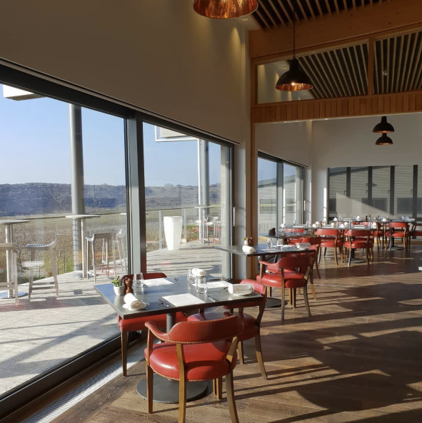 ResBrightonJobs's tweet photo. NEW @RathfinnyTR Sous Chef Position, FT
£24-£26k depending on experience + £ pro rata share of service charge
Rathfinny Tasting Room restaurant is set in the stunning Rathfinny Wine Estate in Alfriston. Please apply directly to chrisb@rathfinnyestate.com with CV &amp; letter. https://t.co/fgZlqTlDgd