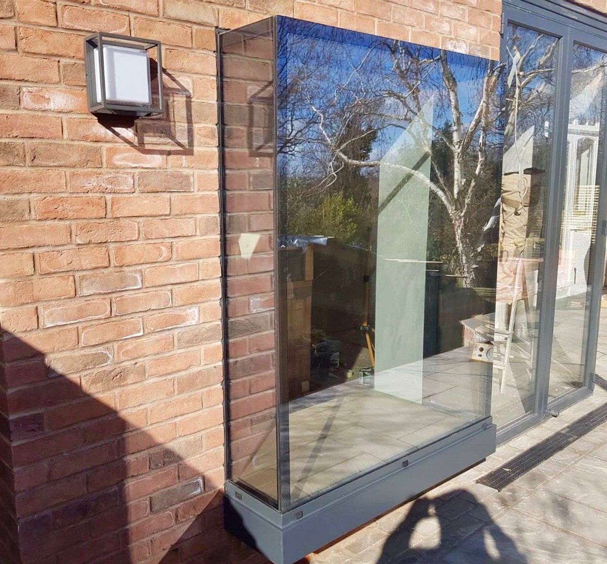 1st Folding Glass Window Seat Close Up With Solar Reflective And Self Cleaning Glass As Standard Totally Bespoke Design Frameless Glassbox Bespokeglass Glassstructure Structualglass Solarglass Renovatons Interiordesign