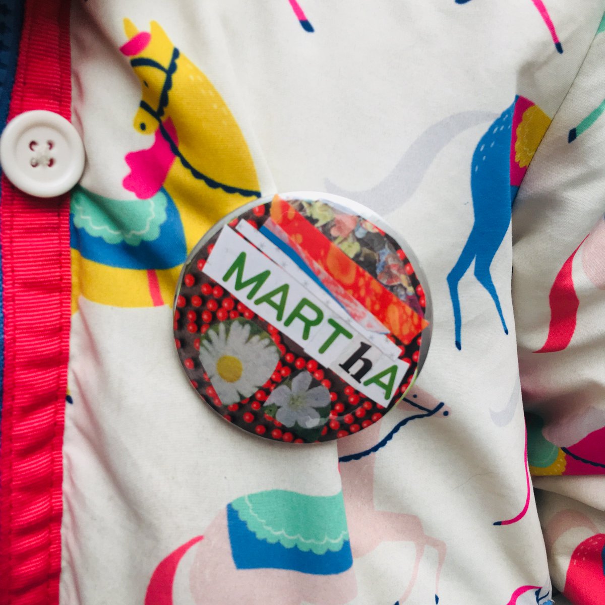 make_southwest's tweet photo. We’re having loads of fun with our magical Badge Maker Machine 🤩 Pop into the gallery this afternoon and join in our free family #halftermfun workshop today led by @ajpfreeman one of our #getfresh19 exhibitor. https://t.co/jdHUyqJztB