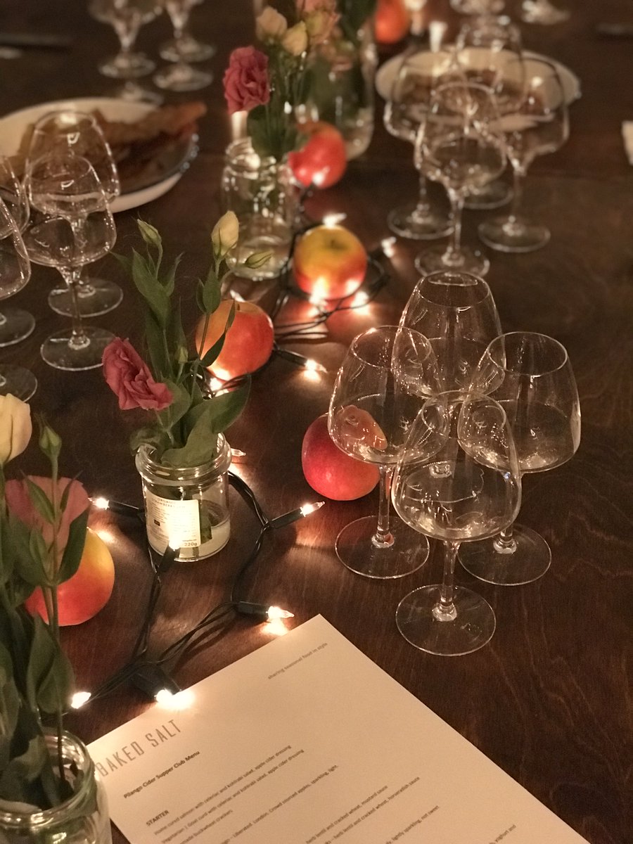 Beautiful #supperclub last night with @bakedsalt - five star reviews all round! 
We also sipped cider from @cotswoldciderco @harrys_cider and @FineCider to pair with the tasty dishes.

#aboutlastnight #londonchef #westlondon #parsonsgreen #fulham #putney #bakedsalt #whatsonlondon