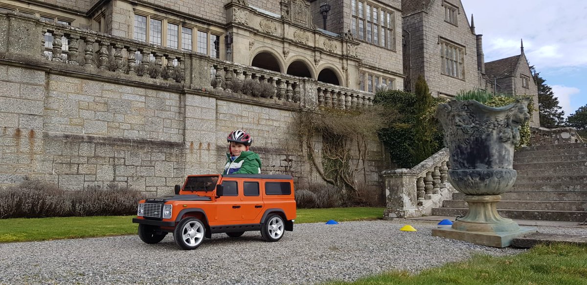 ActivitiesBovey's tweet photo. One of our little guests getting to drive a mini Landrover! @BoveyCastle #Landrover #Devon #Dartmoor #poshhotels @VisitDevon @VisitDartmoor @DevonLife https://t.co/tlmg6MDRFs