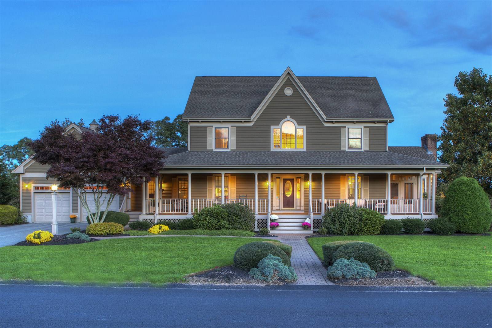 Gustave White Realty on Twitter "Sweeping unobstructed water views are offered at this custom