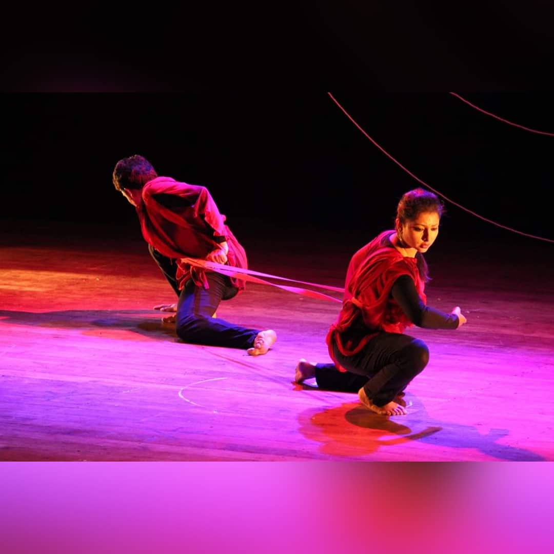 JKK_Jaipur's tweet photo. Vikram Iyenger to present Shunya Se, which is a reflection of specificity and abstraction with and within the Kathak dance form . ★Tickets can be purchased from the JKK reception from 10 am to 6 pm.
.
.
#JKK #Navras2019 #music #classicalmusic #jaipur #JawaharKalaKendra #kathak https://t.co/Jxw5VmtMcz