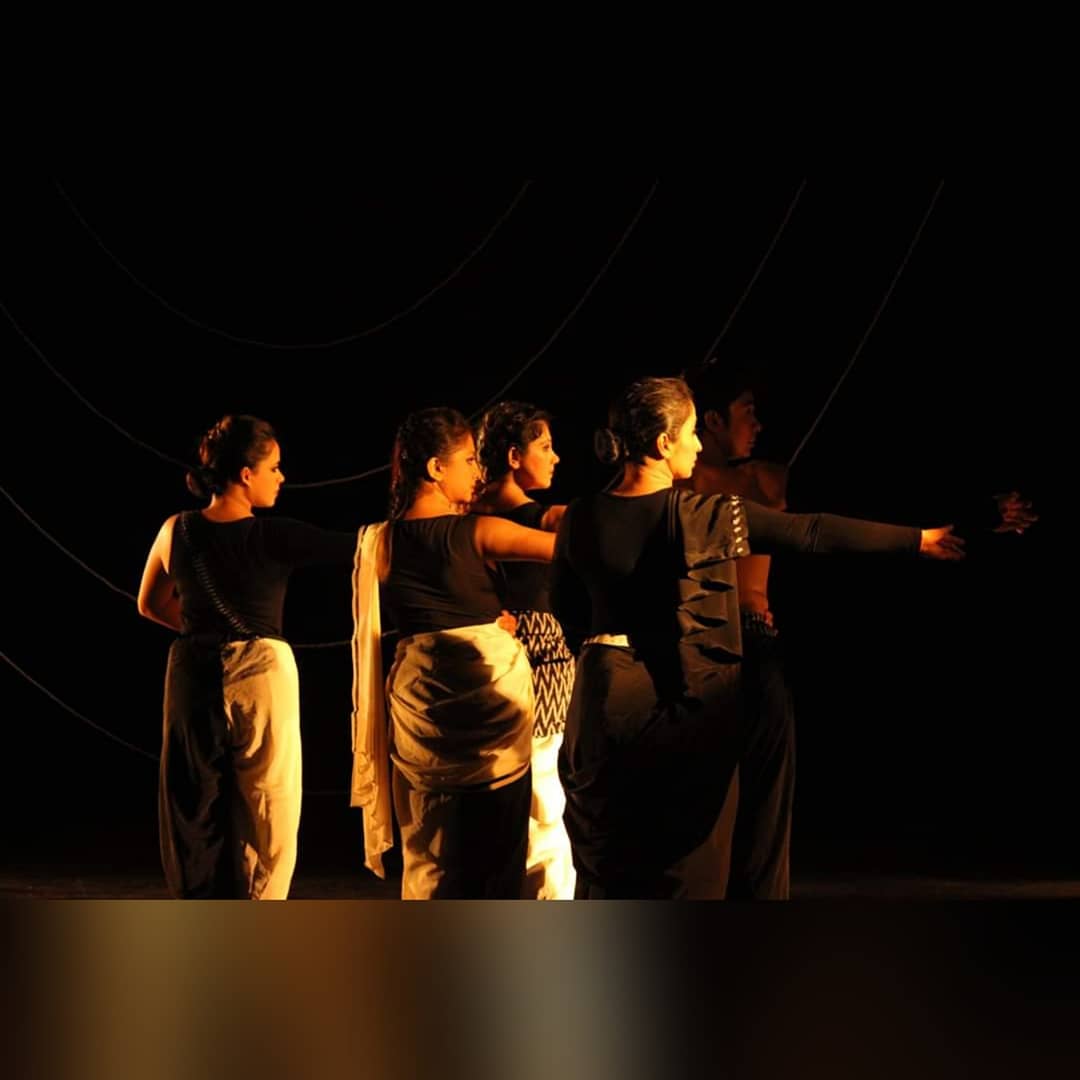 JKK_Jaipur's tweet photo. Vikram Iyenger to present Shunya Se, which is a reflection of specificity and abstraction with and within the Kathak dance form . ★Tickets can be purchased from the JKK reception from 10 am to 6 pm.
.
.
#JKK #Navras2019 #music #classicalmusic #jaipur #JawaharKalaKendra #kathak https://t.co/Jxw5VmtMcz