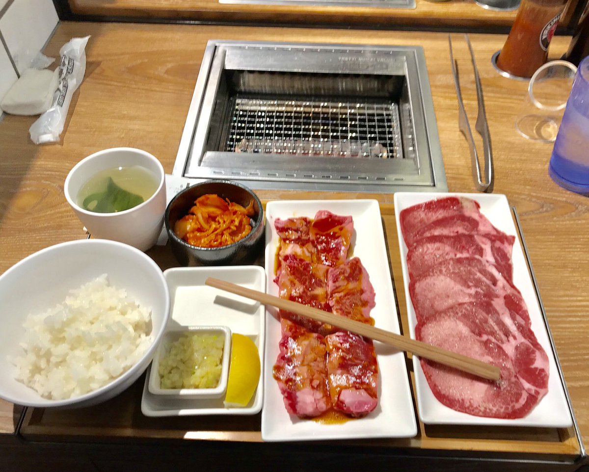 ムーさん 一人焼肉 カルビ タン コスパよいです 入店から退店まで17分 ファーストフードなみ 焼肉 ひとり焼肉 コスパ最高 新橋ランチ 食べるの大好き 美味しいもの好き