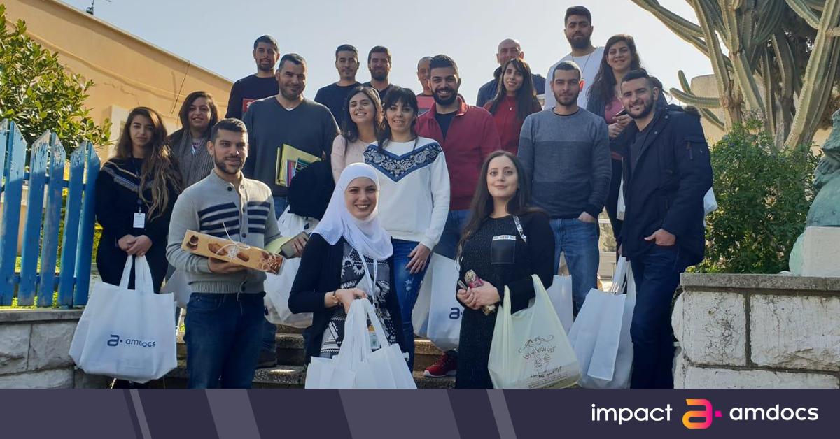 Amdocs's tweet photo. What started out as a few Amdocs employees wanting to do something meaningful in their community, ended up with a day of giving in a local elderly care house. So proud of you, Nazareth team! 

#iamdocs - are you?
#iamdocsIL #iamray #amdocs_nazareth #doingtherightthing https://t.co/w5BcUU5qlK