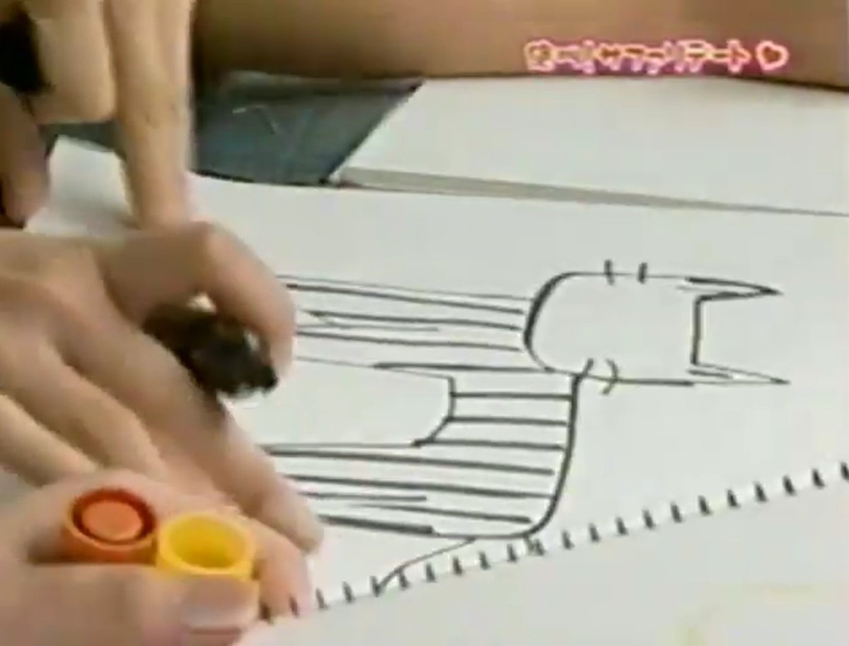 IronHeartTransl's tweet photo. "Kamei-chan, you were drawing a *zebra,* right?" https://t.co/xvZNvj6sHO