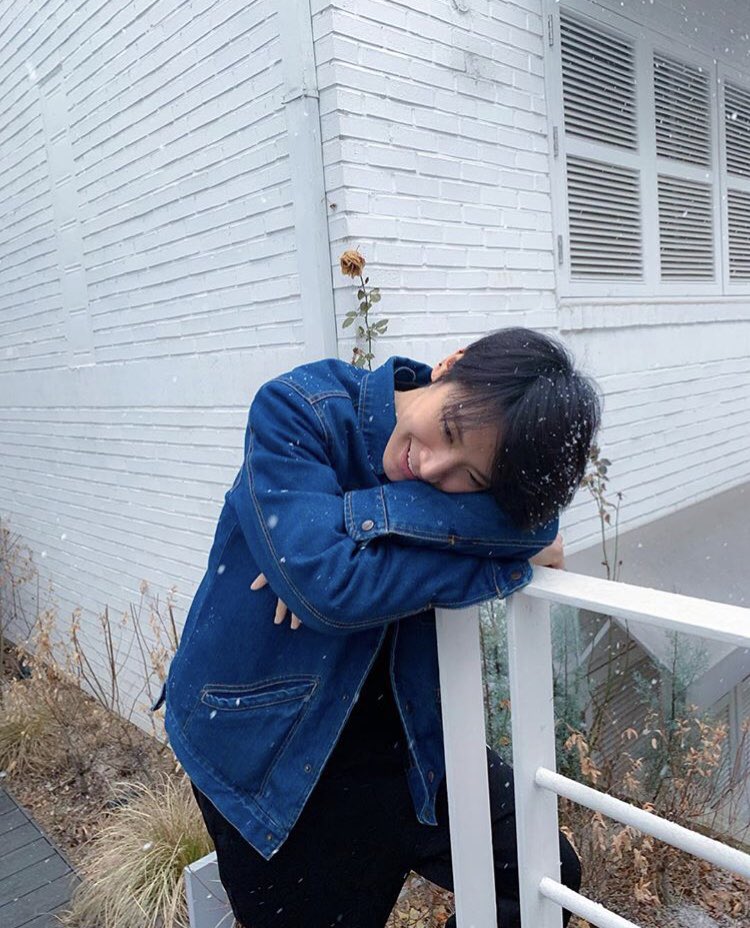 babetaeyonglee's tweet photo. ใกล้ถึงวันเกิดเตนล์ แล้ว เตนล์ก็มาจัดวันเกิดที่ไทยด้วย เราขอแจกเงิน 200บาท 3 คนน้า  แค่กด ติดตาม กับ รีทวิตนี้ไว้ เดี๋ยววันที่ 29 เรามาประกาศน้า 💚💚 #TEN_BIRTHDAYPARTYinBKK #HappyTenday  #TENBDAY2019   #WayV  #nct https://t.co/TpiNQGg919