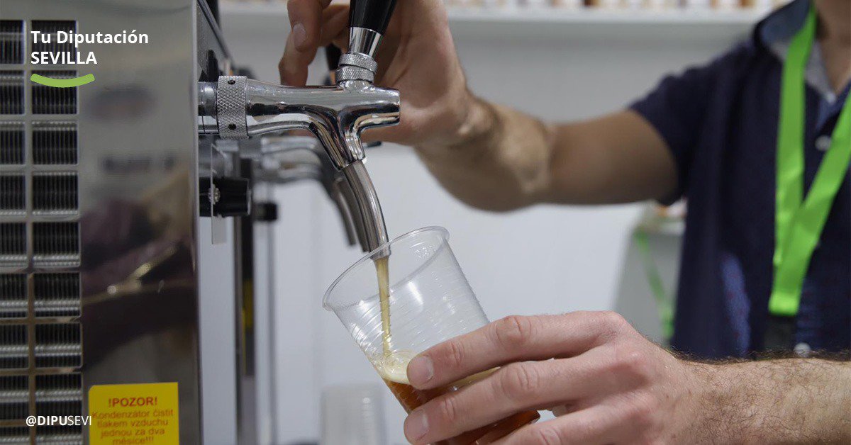 DIPUSEVI's tweet photo. Más de una veintena de pueblos de la #ProvinciaSev participan en esta #MuestraSev, con productos y #cervezas artesanales en 30 expositores que estarán abiertos al público desde hoy hasta el próximo domingo. #MuestraSev #SaboresSev https://t.co/8BUWUq0nDl