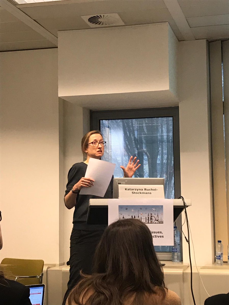 IES_Brussels's tweet photo. Katarzyna Ruchel-Stockmans @VUBrussel , presenting on #drone imaginary and societal concerns, today at the international #conference "The Drone Age: Issues, Actors and Perspectives" @IES_Brussels #DroneAge #eudrones #security https://t.co/2gFdiuJ3CW