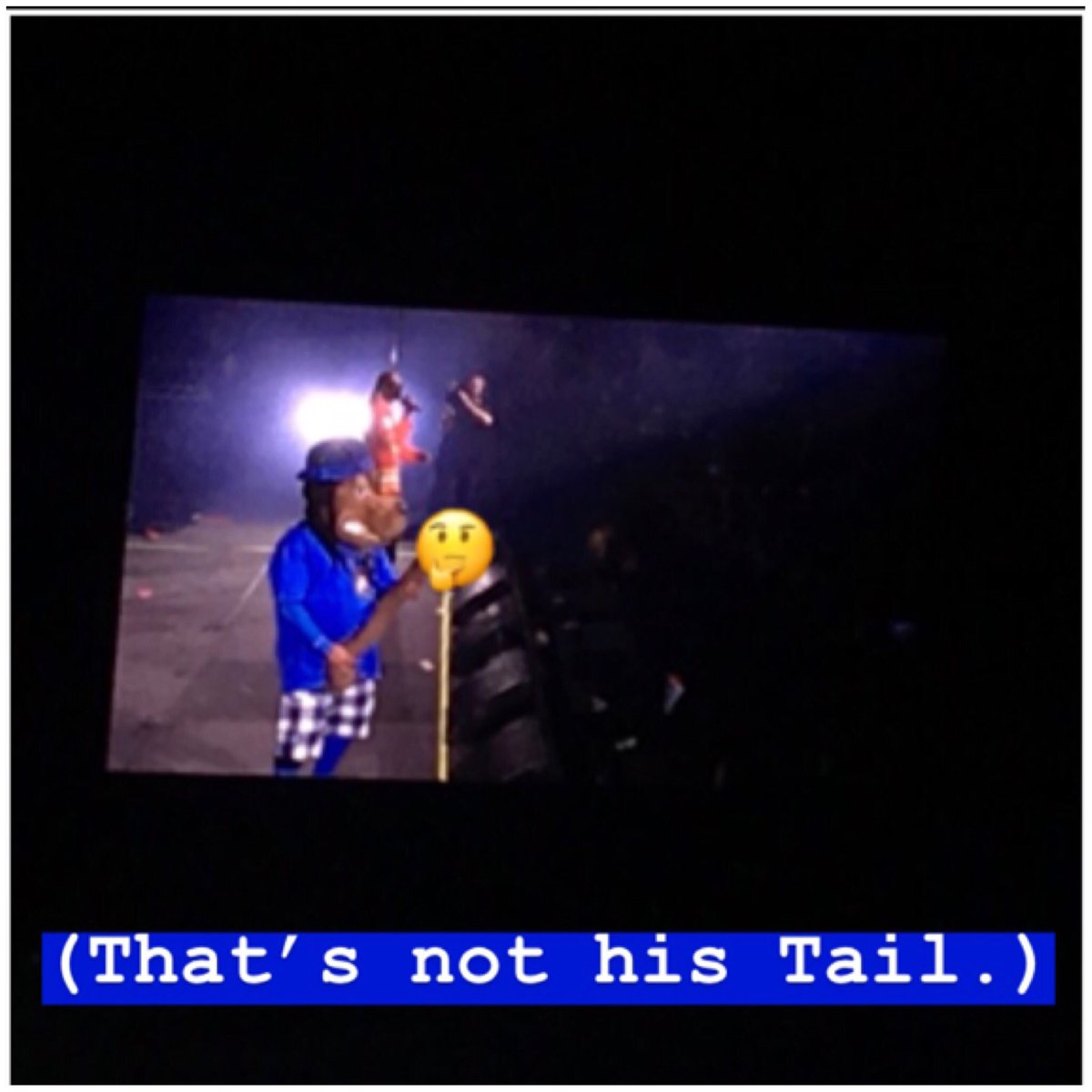 VirginRadioYYC's tweet photo. There’s something you need to know about @snoopdogg’s Mascot. Haha! #PuffPuffPassTour #VirginMorningShow https://t.co/dh0Ld65fRB