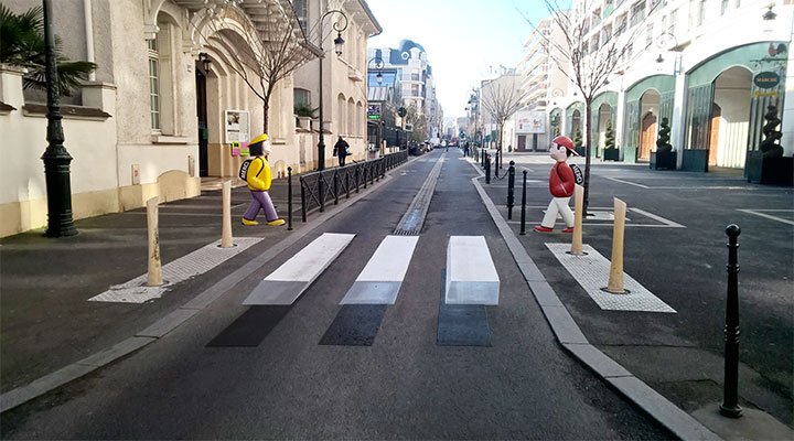 villedeputeaux's tweet photo. #Puteaux poursuit sa politique en matière de prévention routière avec l’installation d’un premier passage piéton 3D expérimental rue Eichenberger. https://t.co/DIMgtgUA4U