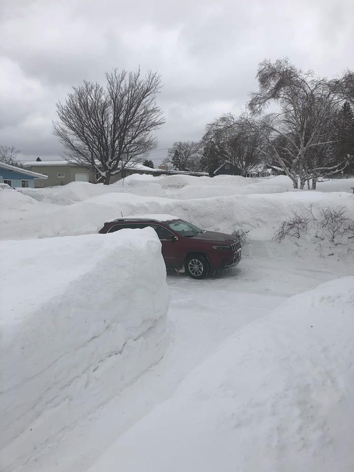 Mid Michigan Now On Twitter Wow That S A Lot Of Snow Picture From Terry Surrell In Ishpeming In Michigan S Upper Peninsula Snow Michigansnow Weather Upperpeninsula Nws Nwsgaylord Nwsdetroit Mspnorthernmi Puremichigan Https T Co Hooznqj8fn
