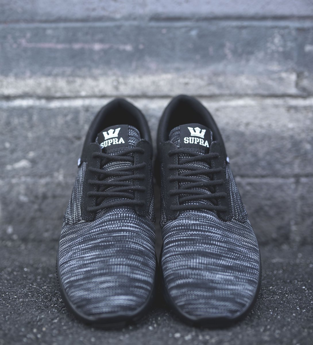 SupraFootwear's tweet photo. Never miss a beat in the #HammerRun, available now online and at select retailers https://t.co/145ziih7cl https://t.co/TvwAFFEoi6