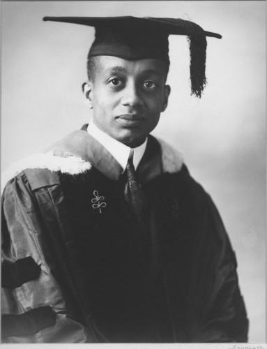 OYCMiami's tweet image. A Moment In History: Alain LeRoy Locke was an American philosopher, educator and writer. After obtaining an undergraduate degree from Harvard University, Locke became the first Black Rhodes Scholar. 

#BlackHistoryEveryday
#BlackHistoryMonth
#HarvardGrad
#Ph.D.
#Harlem
#Education