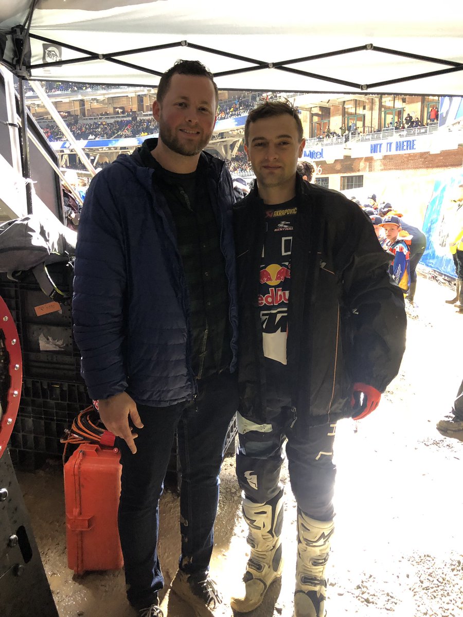RideDunlop's tweet photo. Enter now so you can meet your favorite SX riders before this weekend’s race! Not going this weekend- sign up for all future rounds too. One lucky winner will hang trackside for opening ceremonies and the first heat race. Enter now- https://t.co/FJ1D4MnPdR 

#RideDunlop #Geomax https://t.co/jJoRi5OLLk