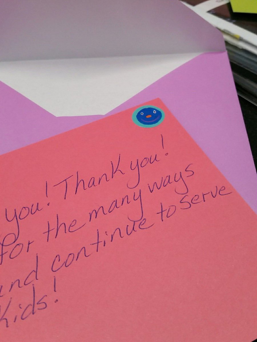 rachelariley1's tweet photo. Nothing like graditude in your heart to God as you write thank you notes to amazing student and adult volunteers who serve kids in Jesus' name! I'm so blessed to have so many to send! https://t.co/5qRg3yQfKh