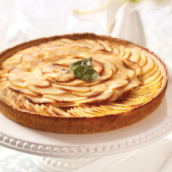 CBCrabCakes's tweet image. Our French Apple Tart is elegant, beautiful, and absolutely delicious. Serve with tea, a la mode, or however you like. bit.ly/2EqAxLO