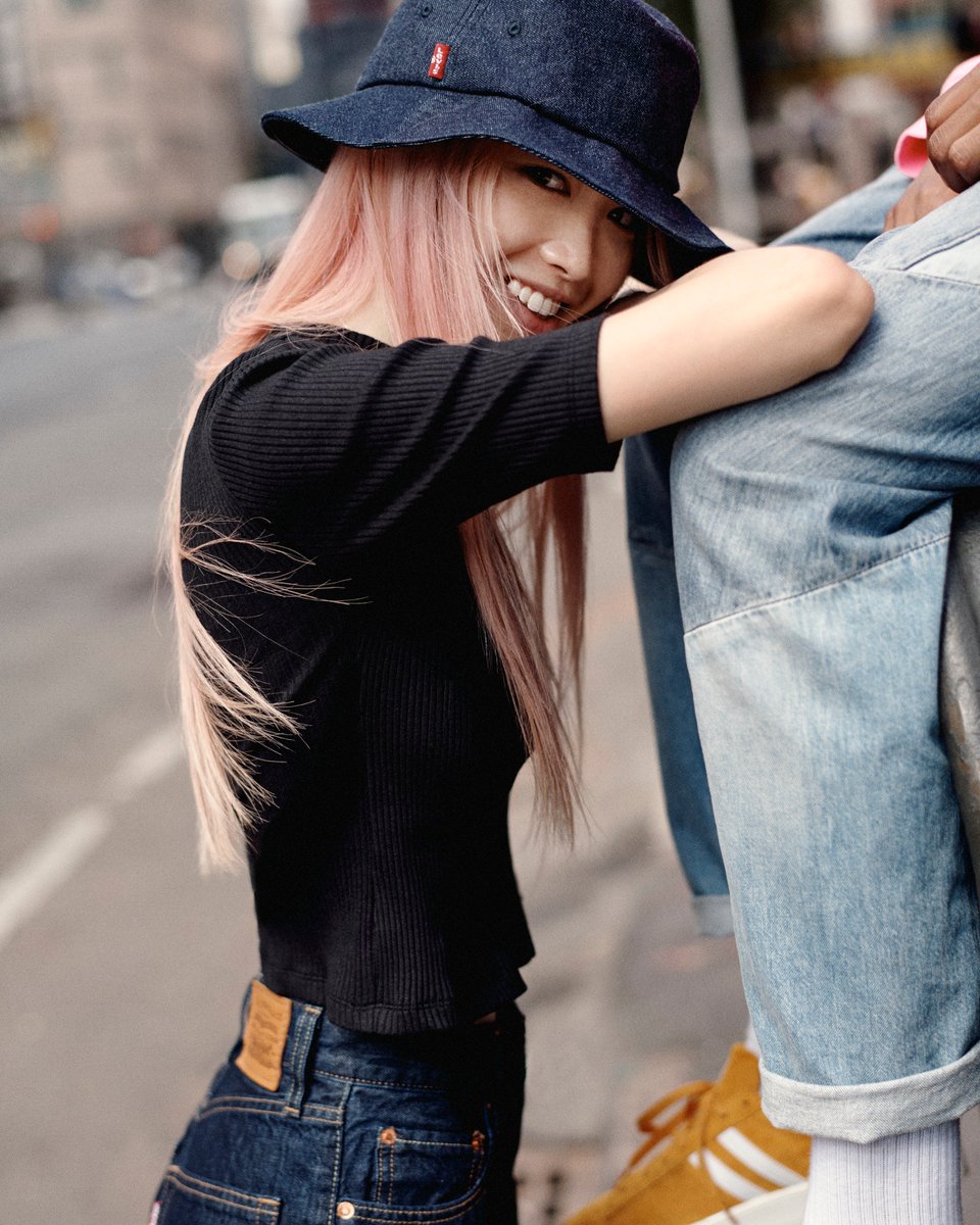 Lean on me. Our Ribcage Jeans are a high-rise you can count on. http://bit.ly/2TYTyKA