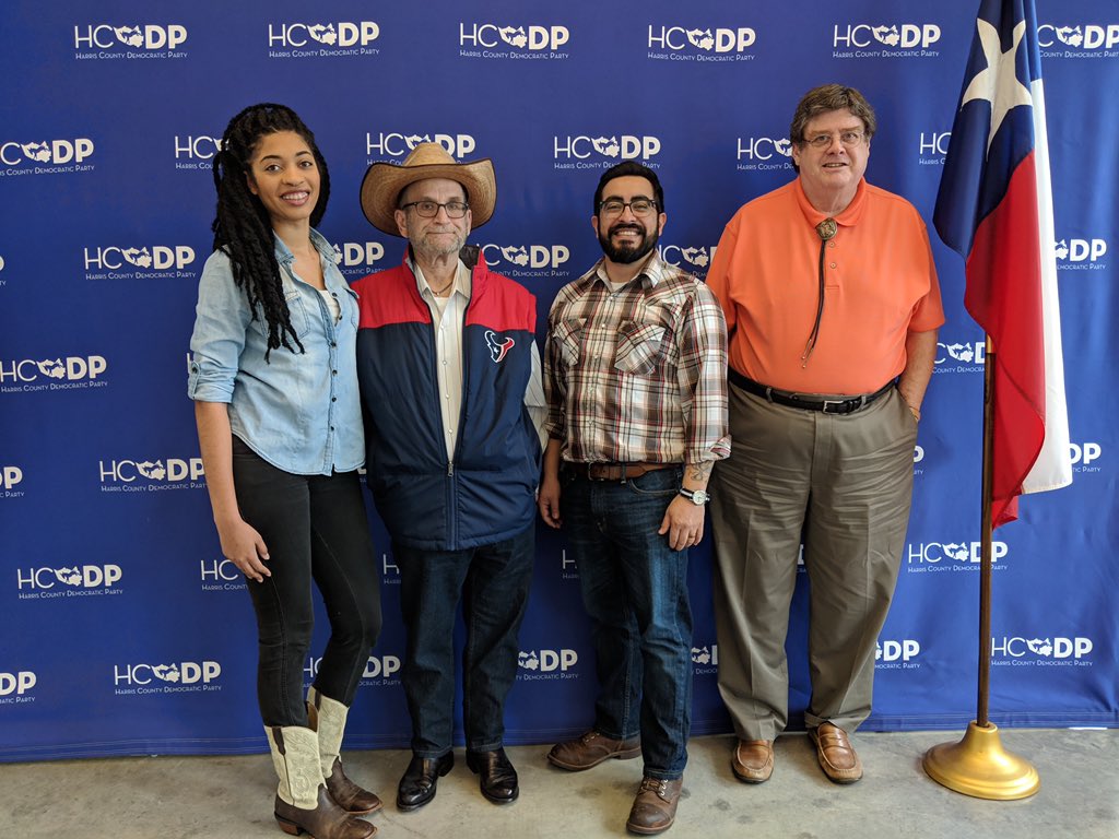 harrisdemocrats's tweet photo. #TeamHCDP getting in on Go Texan Day! 🤠🤠🤠 #GoTexanDay #RodeoHouston https://t.co/3SAkHSvQZ4