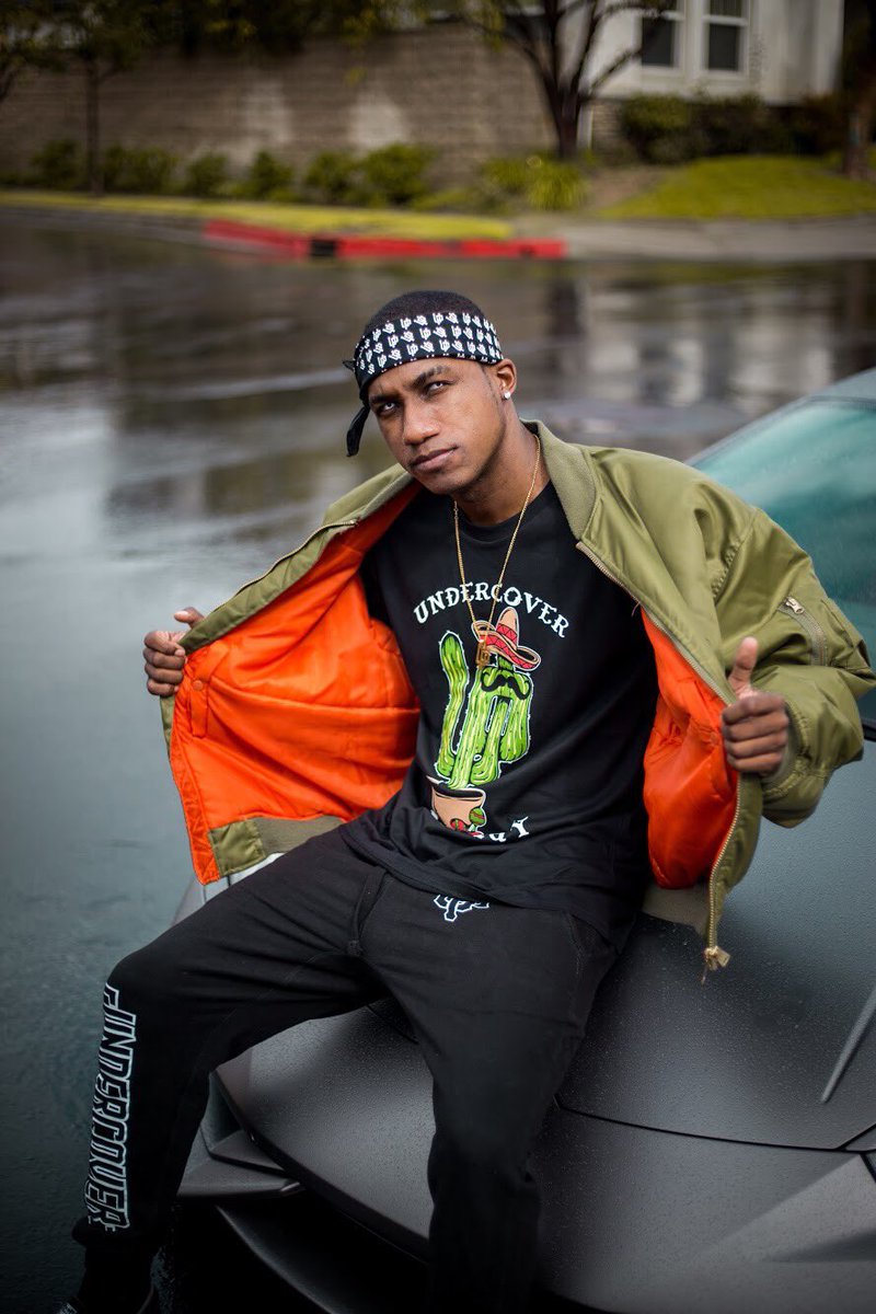 BigThangsBabe's tweet image. RT @UCProdigy: This the Friday mood 🌵🆙 #foreverill #undercoverprodigy #hopsin