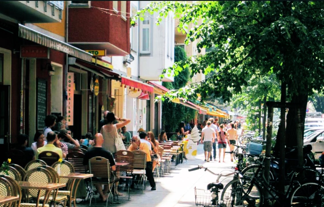 <a href="/NetOfWoodlawn/">Network of Woodlawn</a> Why is walkabilty so important for Woodlawn?                   rivercitycompany.com/in-the-news/do…