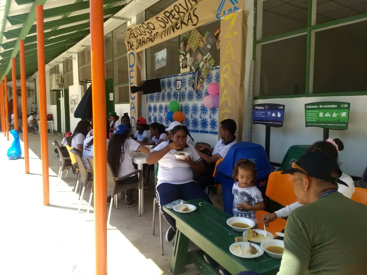 CRDFORM_SENACNM's tweet photo. #EsteDomingo te esperamos en el #MercadoVerde de @AlcaldiaCisnero para que aproveches el ultimo dia de inscripciones al @SENASerCTMAE y te pongas en modo #AprendizSENA. Tecnologo en Cultivos Agricolas será tu mejor Oportunidad !!! https://t.co/utFDIPQmTh