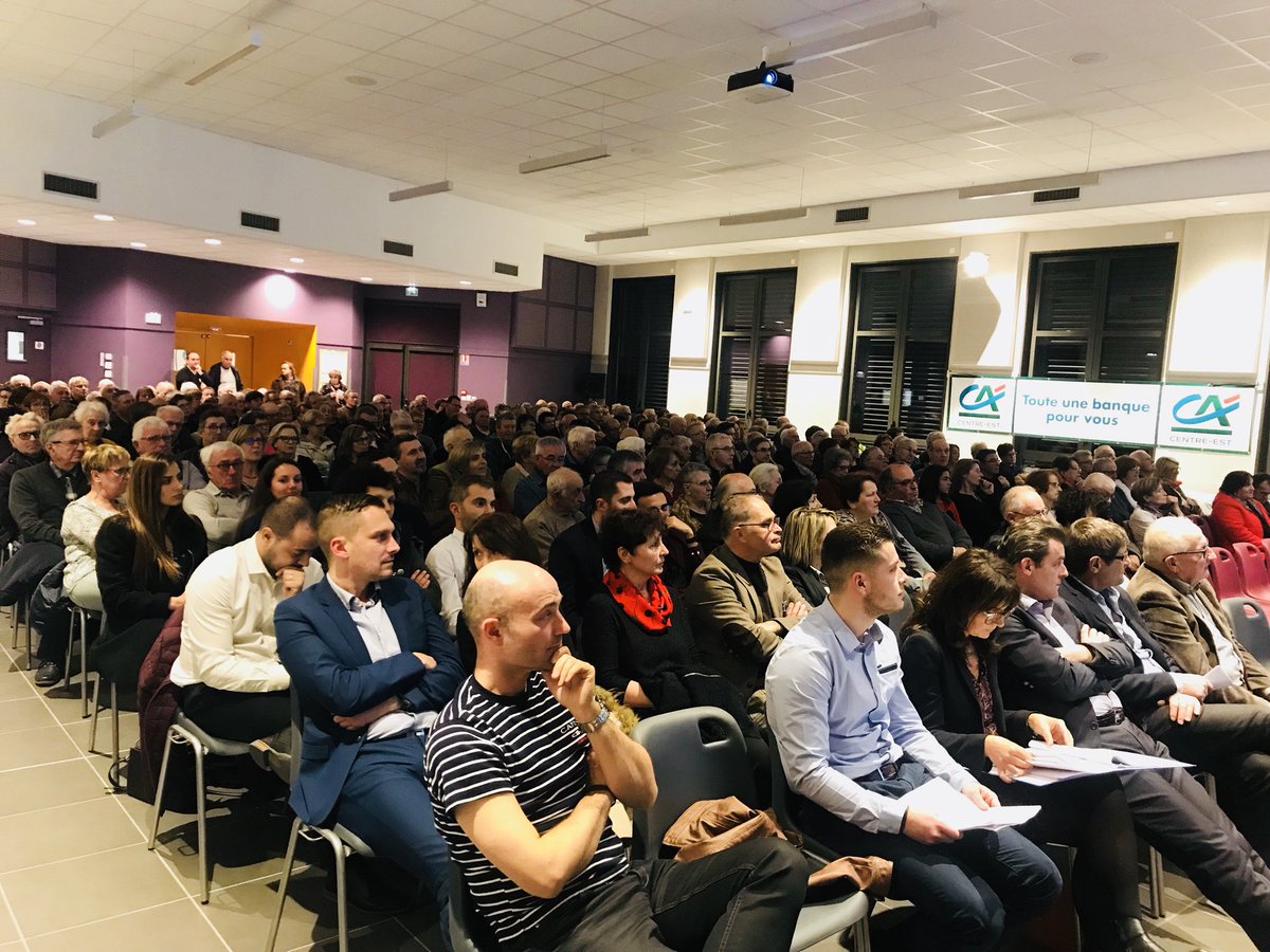Belle rencontre annuelle du Crédit Agricole Centre -Est Caisse locale d’Annonay ce soir avec plus de 300 sociétaires et invités  #societariat #proximité