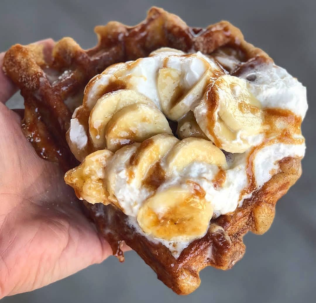 Rhode_Eats's tweet image. Shoutout to @Burgundian_CnW who have just returned to RI! Be sure to show some love❤ and checkout Burgundian tonight @CrueBrewBrewery 🍺, tomorrow at both @linesiderbrew  and @gacsri and Sunday @cibrewing ! (Tag your 🍻x🥞 buddy!) PC: @Newenglandfoodexplorer (ig)

#RhodeEats