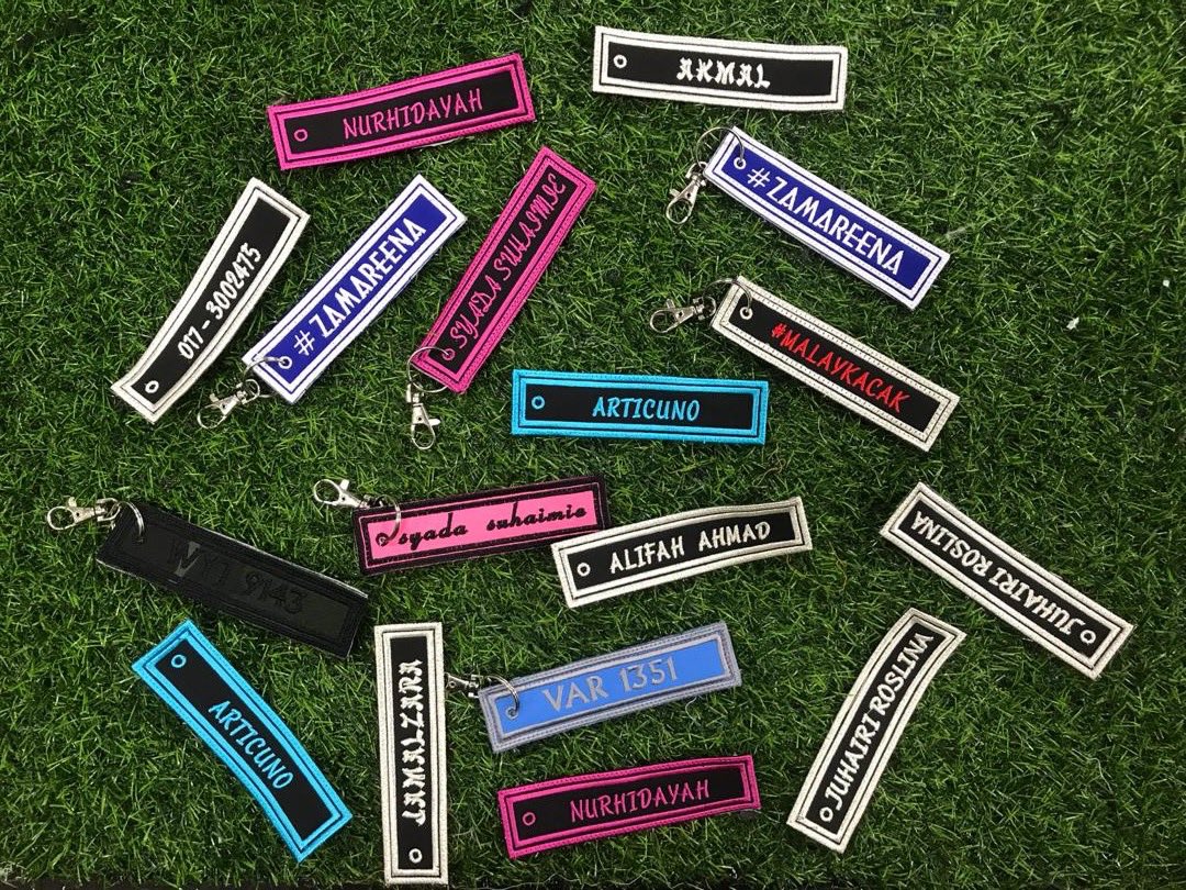 Ftnsyhra's tweet photo. RM12 je guys! Macam macam boleh buat 😍

Sesuai untuk :
-Kunci motor/kereta
-Tag nama
-Konvoi
-Letak di bag 
-Keychain
-Keychain Couple 
-Hadiah untuk pasangan
Dan pelbagai lagi kegunaan 😍

Berminat boleh whatsapp 0192307355 atau tekan link https://t.co/IwXoVSaVHI 😍 pls RT https://t.co/0kH8wxwv9t