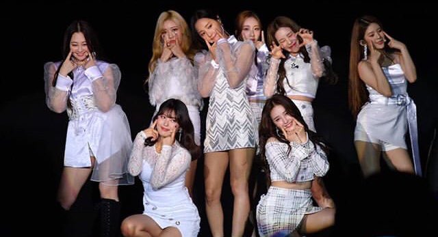 nancybabe31's tweet photo. I really miss this babies 😘😘 #MOMOLAND #MOMOLAND_4thWIN https://t.co/SAZ7B7B9fx