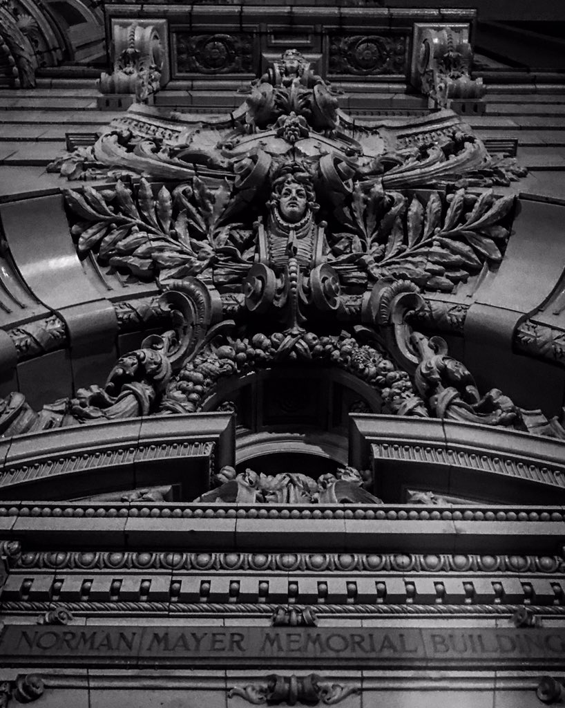 BlairTheArtist's tweet photo. “Exterior decor”
•
•
•
#NewOrleans #fog #thefog #foggynights #spirits #nightlife #streetphotography #onlyinneworleans #gloomynights #nolanewsgram #gloomynightsky #cityscapes #lightchaser #lightchasing #blackandwhitephotography #blackandwhitephoto #streetphoto_bw https://t.co/6JIzL9sPGq