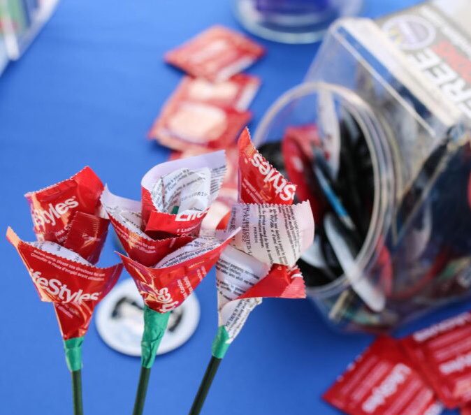 Stop by KSC 268 any time today from 12-3pm for cookies, candy, and condom roses! #ReproRightsUMD