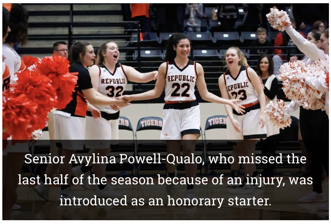 RHS_ladytigers's tweet photo. So glad Avylina got to be an honorary starter the other night!  This team has been playing for her. https://t.co/GYwwWBRdKp