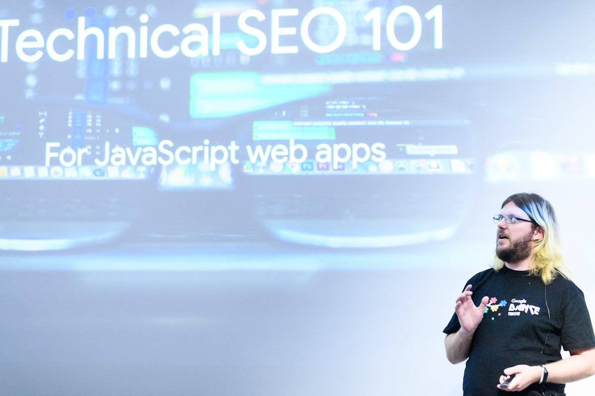 AgentConf's tweet photo. All that you always wanted to know about #SEO is exactly what @g33konaut is explaining right now at #AgentConf19 https://t.co/x6Rh4g7HVw