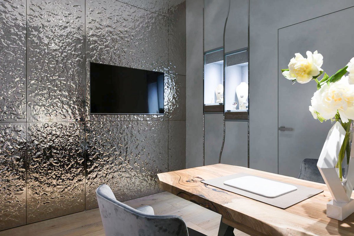 PlusobjectO's tweet image. The Oberig Jewelry Boutique project is a combination of elegance and simplicity in one space. Designers (AROF interiors) faced with solution of challenging issues to create @PlusobjectO  panels.