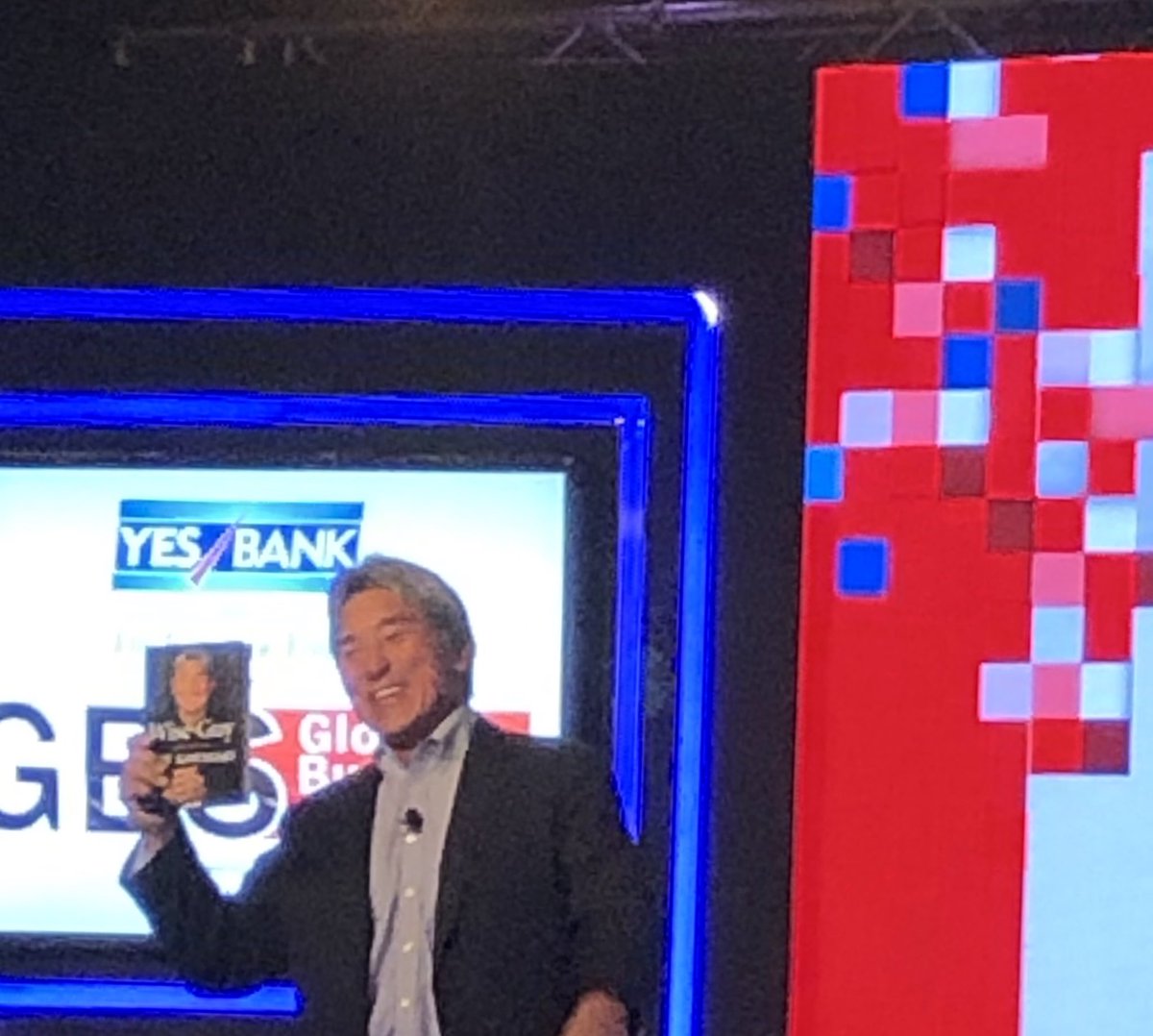 luluraghavan's tweet photo. Fantastic talk, Guy! Thank you for sharing such fabulous lessons from Silicon Valley. I’m definitely going to buy your new book, Wise Guy, that will come out next week! @GuyKawasaki @ET_GBS https://t.co/v3qSBJZlgA